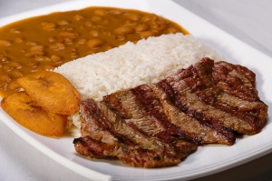 arroz-con-menestra-y-lomo